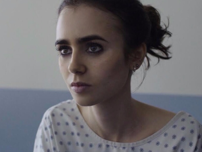 曾患厭食症爆瘦！Netflix《深刻入骨》最新預告上線　莉莉柯林斯爆料：電影是我的真實寫照...