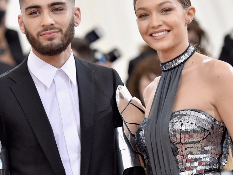 這段宣言未免甜蜜得太過份⋯⋯Zayn Malik:我沒有興趣在鏡頭前當「模範情侶」