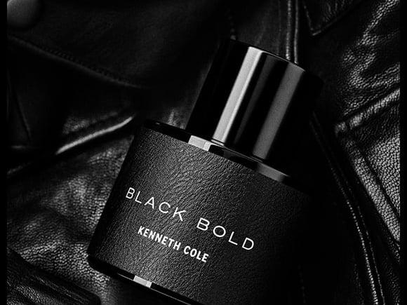 美國品牌 Kenneth Cole 推出「鐵漢柔情男淡香」！暴動女性：連包裝都超性感...