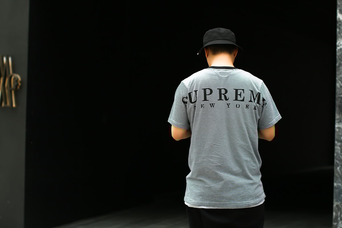 Louis Vuitton x Supreme 首爾發售現場，比耐力還要比行頭