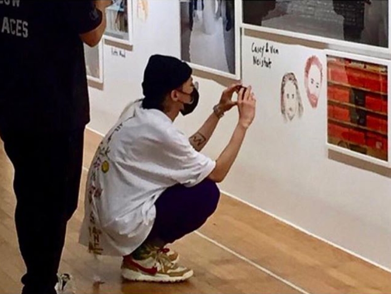 好會搭!GD搶先著用Tom Sachs x NikeCraft Mars Yard Shoe 2.0 三款造型現身!