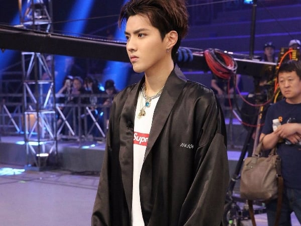 吳亦凡率先曬Supreme X LV 全系列