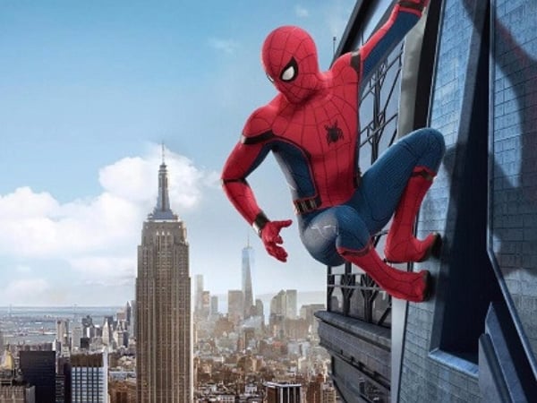 原來 Spider Man 也愛 Vlogging？《蜘蛛人：返校日》的首 4 分鐘片段搶先看！