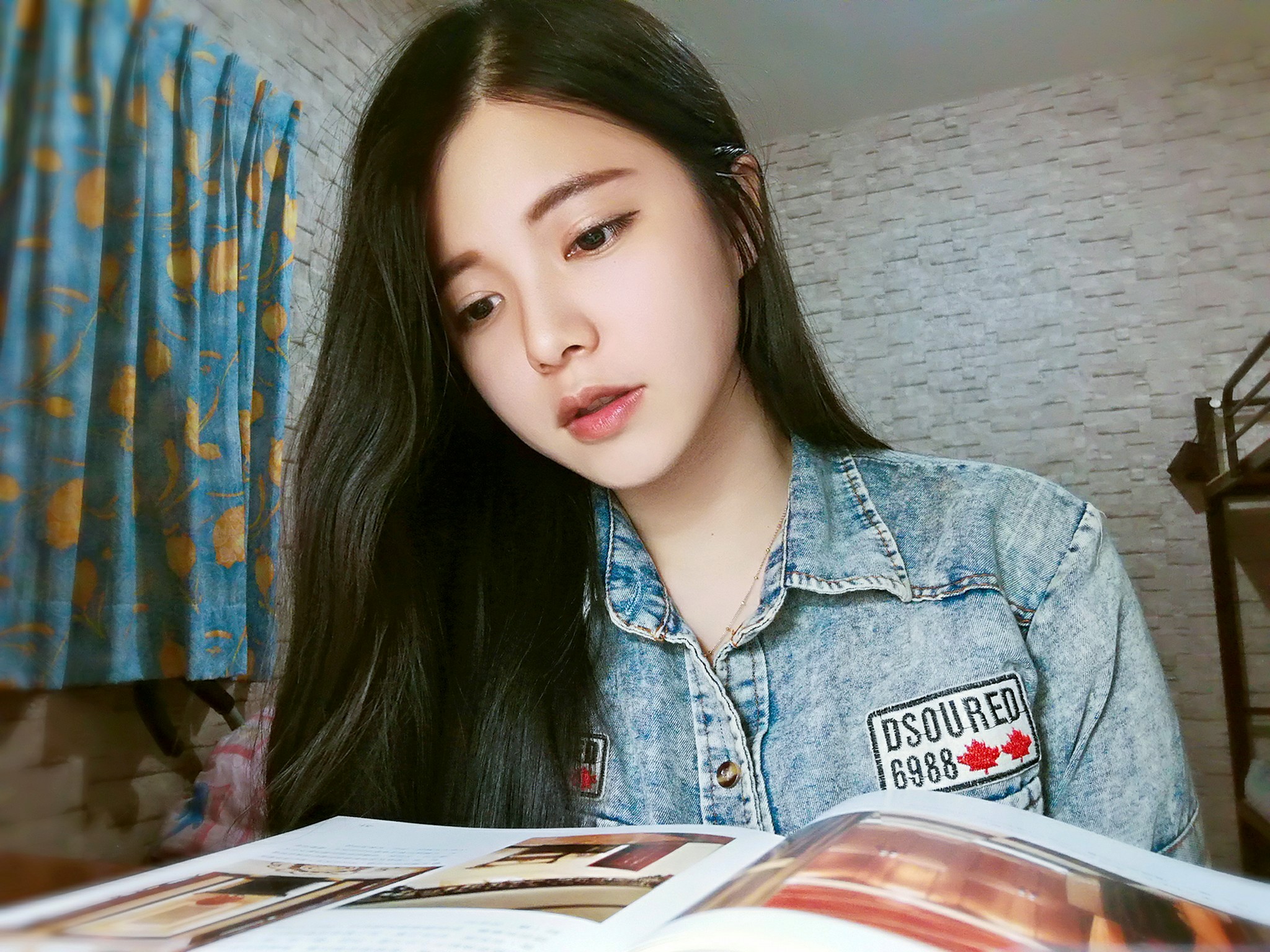 【野生抓正妹❤】買鹹酥雞驚見「超兇美女」!鄉民:極品天菜 正妹身分大起底