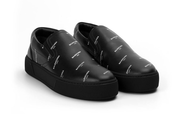 夏天就是要穿 Slip On 鞋款 精選近期最值得買的 5 雙!