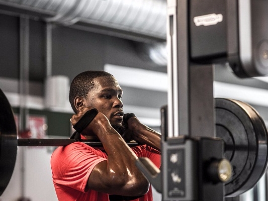KEVIN DURANT 奪冠之旅記錄片 《STILL KD : 初心不改》
