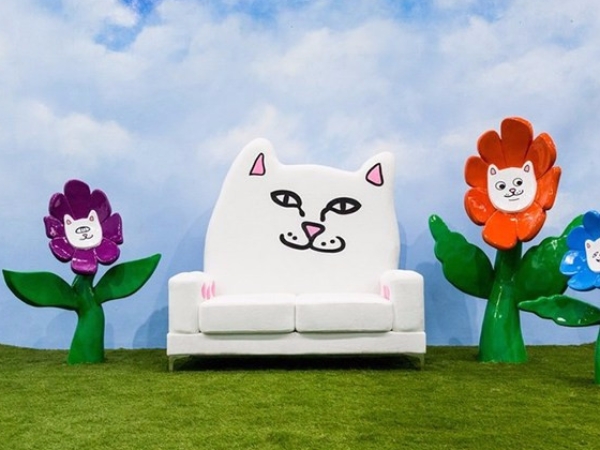 「中指貓」又一次突襲！Ripndip 再度於 Supreme 旁設期間限定店，潮人爭相排隊潮聖！