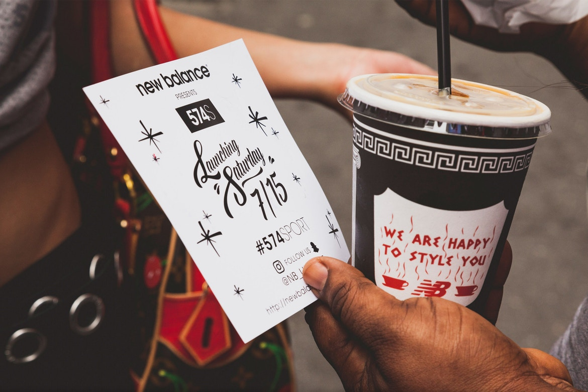 New Balance紐約打造快閃咖啡快餐車，賣的居然是 574 系列球鞋！