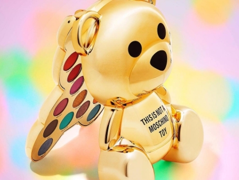 2017 年一定要搶的化妝品:Sephora x Moschino 的 Teddy Bear 化妝系列肯定會成為最火熱的時尚小物