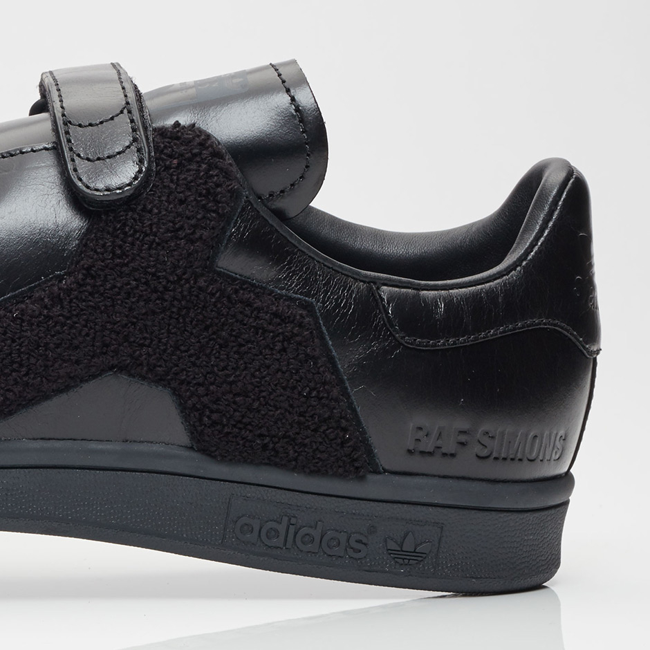RAF SIMONS 和 ADIDAS 推出最新聯名 STAN SMITH 系列！