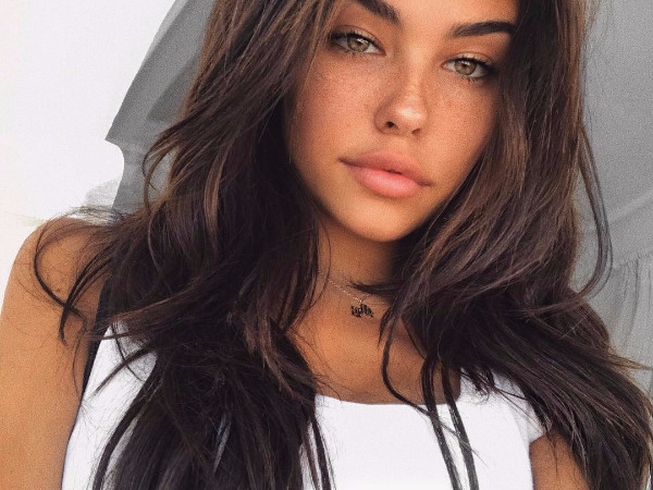 美麗又性感！Madison Beer《私服穿搭》讓布魯克林深深著迷！