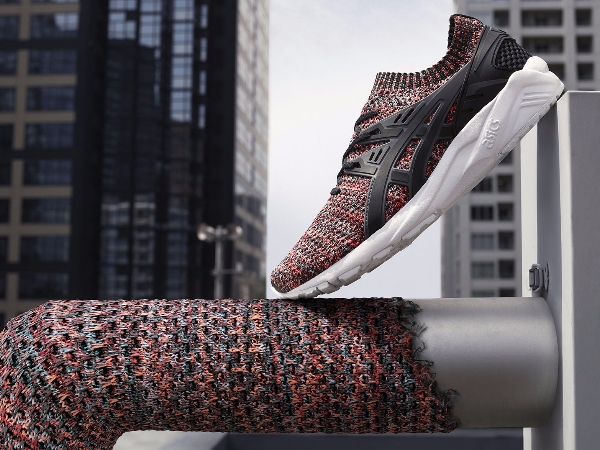 ASICSTIGER GEL-KAYANO TRAINER KNIT 秋冬再度襲捲街頭! 針織鞋款新革命,採用SPACE DYE單股異色紗,呈現獨一無二的視 覺饗宴。