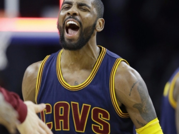 徹底決裂？Kyrie Irving 在 Instagram 取消關注 LeBron James 引發熱議