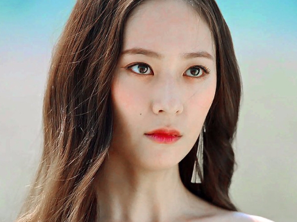 《河伯的新娘》中驚艷登場！Krystal 一改少女路線躍升飾演女神，憑的就是這些妝髮的心思！