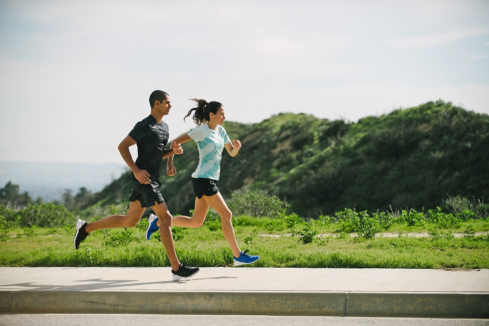 asics dynamis flytefoam bleu