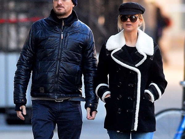 首度承認交往！Jennifer Lawrence 大談 48 歲導演男友 Darren Aronofsky：他讓我充滿了力量！