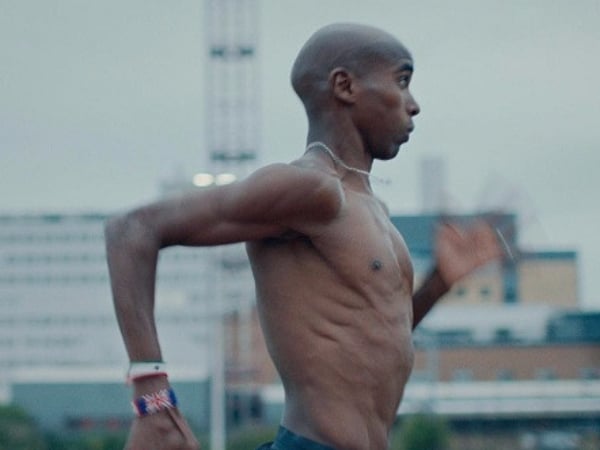 跑出輝煌！NIKE 推出《SMILE》影片，紀念長跑之王 MO FARAH 田徑場上的成就