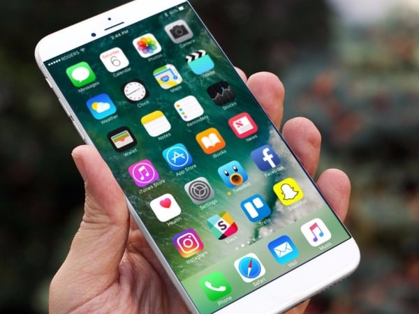 比 iPhone 7 Plus 還要大！iPhone 8 將會成為整個 iPhone 家族中最大的手機？