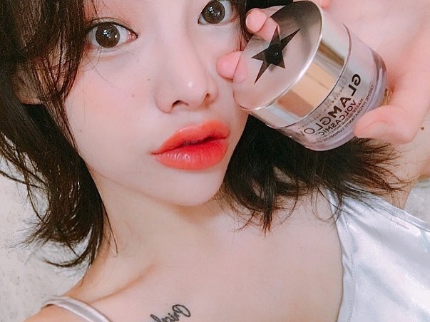 把敷面膜推進至另一種層次！GlamGlow 最新推出的 Bubblesheet，好玩又好用！