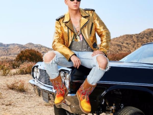 UGG 宣布與 JEREMY SCOTT 打造限量聯名系列
