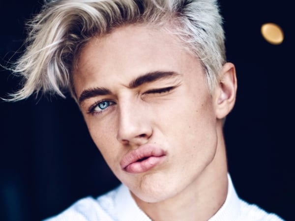 寶寶未滿月已頻頻外出，Lucky Blue Smith、Stormi Bree 捱轟：無常識的父母！