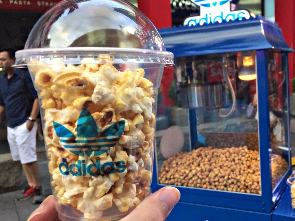 JUKSY 小編搶先帶逛!今夏最潮打卡景點「adidas 三片葉電影院」實地考察