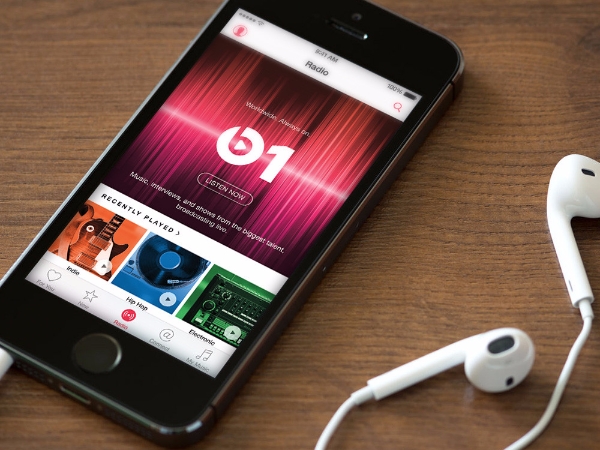 10 分鐘的無聲音樂衝上了iTunes 熱門榜，這已經是個傲視無數音樂人的成績了