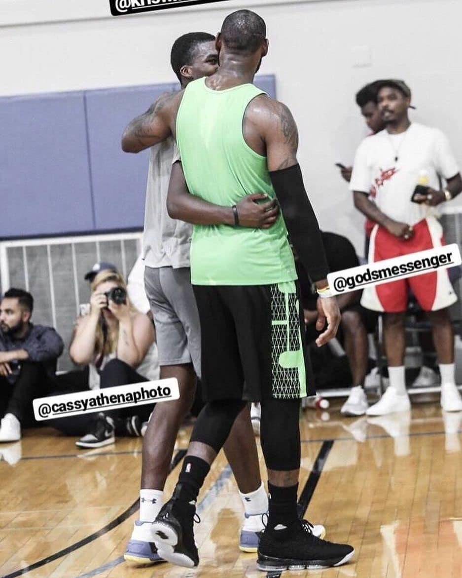 Nike LeBron 15 搶先曝光?詹皇搶先著用的這雙神秘鞋款是...