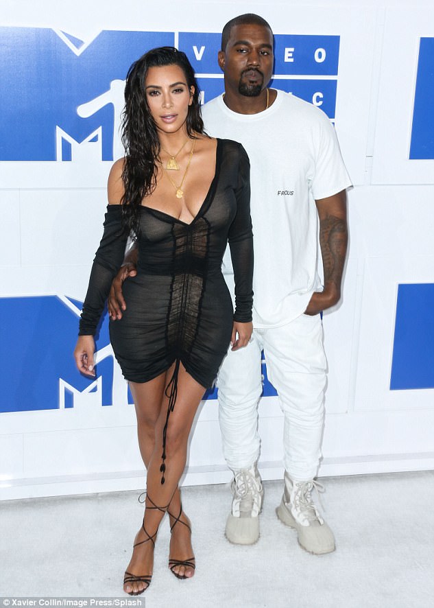 夫妻正幸福！肯伊威斯特和金卡戴珊將迎接第 3 個孩子　這次選擇「這個金額」找代理孕母生產！