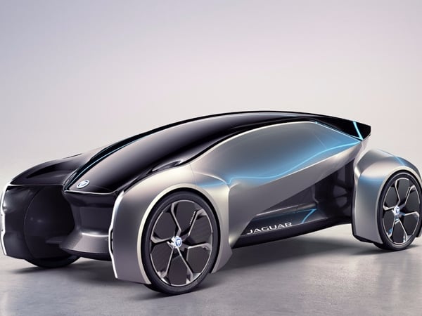 車子自動開到你家門口！ Jaguar 第一款聲控未來型自駕車