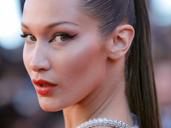 Gigi、Bella姊妹花都曾被刷掉！盤點六位曾被維秘大秀拒絕的天使超模！