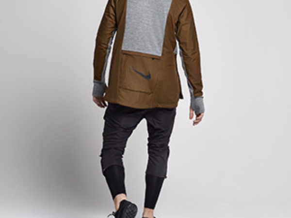 從一件T恤開始探索運動機能服裝的未來設計：NIKELAB NIKE A.A.E 1.0