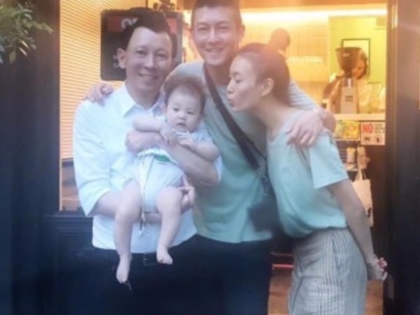 陳冠希曬「三代同框」幸福家庭照　甜蜜分享女兒長得跟自己小時候超像！