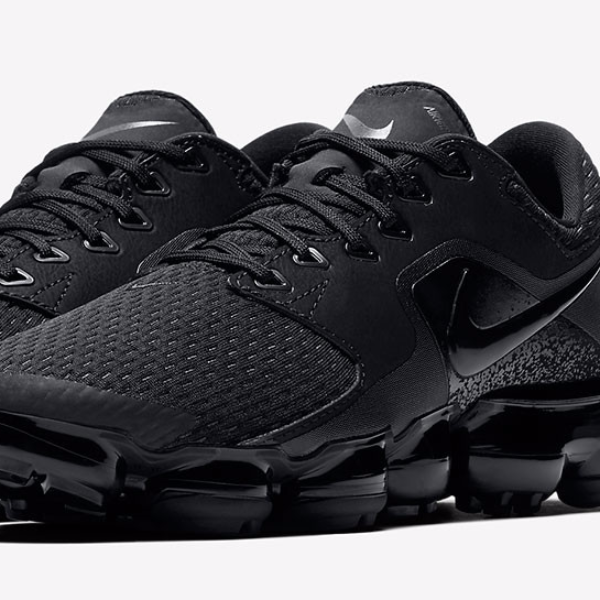 Nike VaporMax 新版 “Triple Black” ，下一代鞋款外型釋出！
