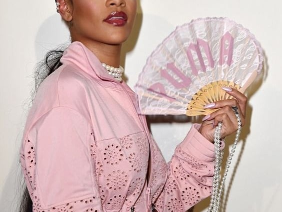 答案很簡單但很多人也不知道！為何 Rihanna 的設計都叫作「Fenty」？