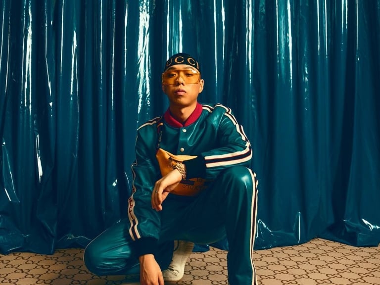 MV 排場超大到處都是 Gucci ？ 你不能不知道這位韓國大勢「饒舌機器 BewhY」!