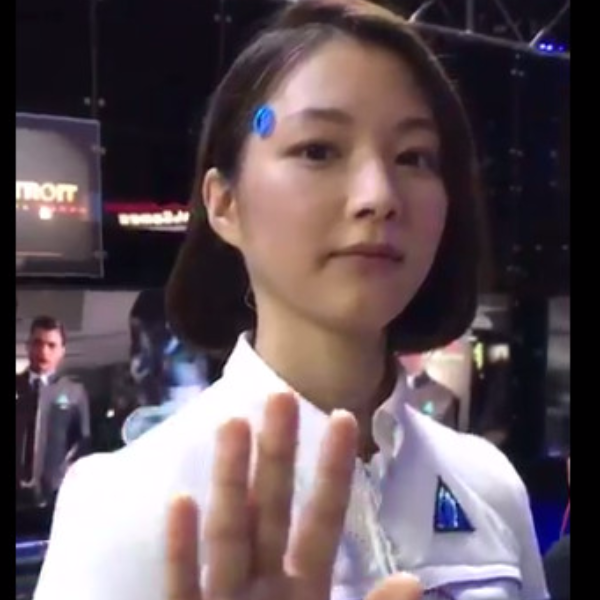 東京電玩展出現超逼真人形機器人?網友驚:對視一瞬間完全栩栩如生!