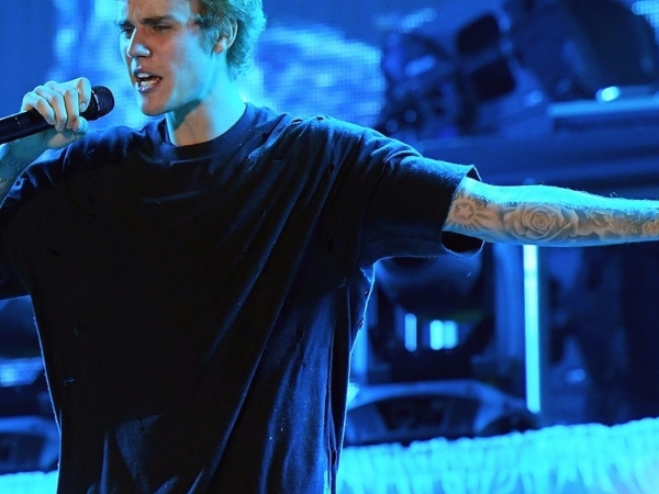 壞男孩一夜長大？Justin Bieber 在 Instagram 誓言打擊種族歧視