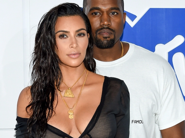 卡戴珊一家 94 狂！繼小妹 Kylie Jenner，金卡戴珊、妹妹 Khloe 也確定懷孕了