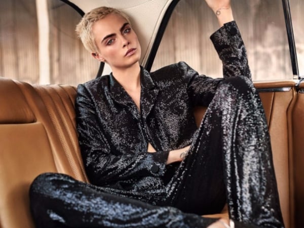 Cara Delevingne 自爆因胸部太平坦 時常被誤認是男生而感到厭惡!