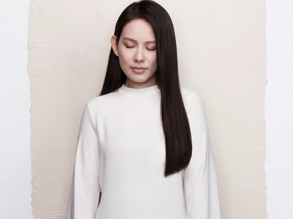 方大同忍高溫22小時護著「她」，甚至寫下定情曲！