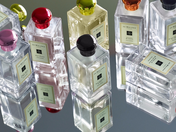 香水也要穿新衣？JO MALONE 旗艦店獨家販售 5 款「彩色瓶蓋」！網友：快給開賣日...