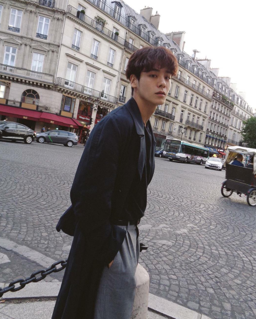 老師好帥！韓國天菜家教變成時尚模特兒 粉絲直呼「完美男友」！