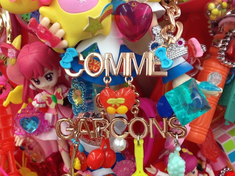 #PFW : Comme des Garçons 2018 春夏季，是由日本少女漫畫 、 Nike 、文藝復興所構成