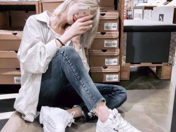 IU 變高都是它？「 FILA DISRUPTOR 2 」全球限定色「粉色火鳥紅」即將上市！小編：嫑等了，文內送...