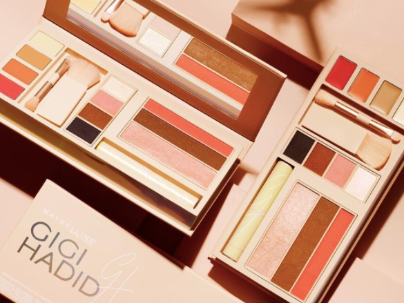 第一波上架的 Gigi Hadid x Maybelline 限量彩妝組合，極速於 90 分鐘內完售