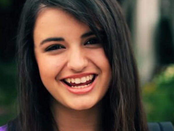 「史上最爛歌曲」Rebecca Black 長大 6 年後變正妹　因歌太難聽收到死亡威脅！