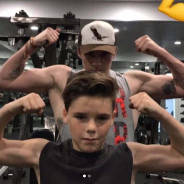 12 歲就開始上健身房！布魯克林帶弟弟狂舉啞鈴　勤奮要鍛練出肌肉身材！