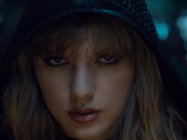 Taylor Swift 最新歌化身「攻殼機動隊」？！粉絲竟能在 15 秒的預告找出 4 大隱喻！