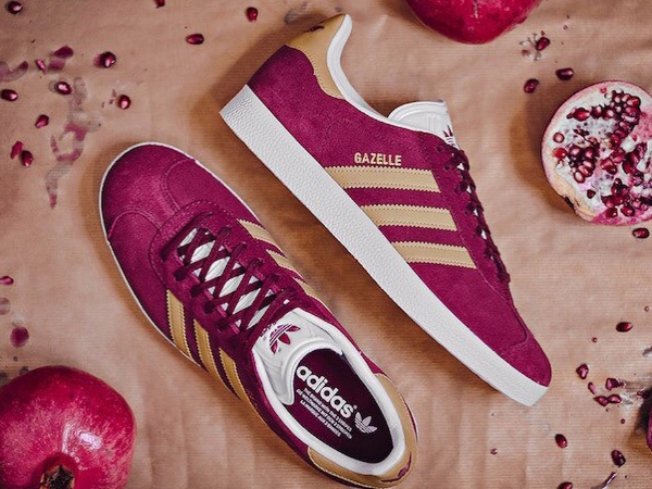 秋天就是要穿酒紅色!adidas Originals Gazelle 推出全新 Collegiate Burgundy 配色!